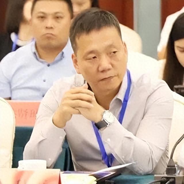 140位企业家共交流 | 福建省百强民营企业走进龙岩交流座谈会在龙岩召开-6.jpg