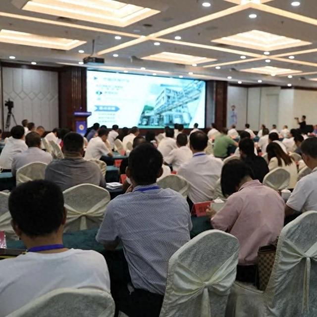 140位企业家共交流 | 福建省百强民营企业走进龙岩交流座谈会在龙岩召开-9.jpg