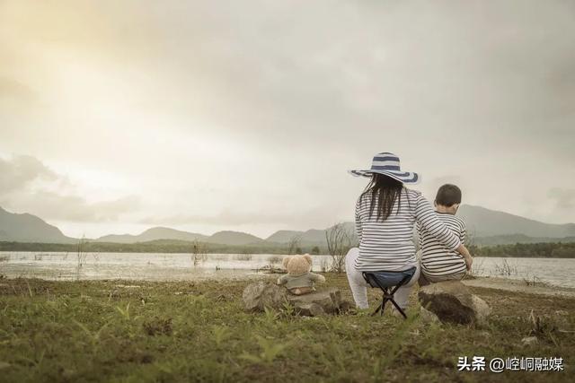 教育孩子最省力的方法：跟他做一样的事