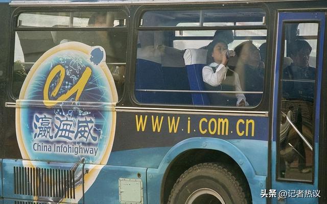 今天的AI，是2000年互联网泡沫重演？