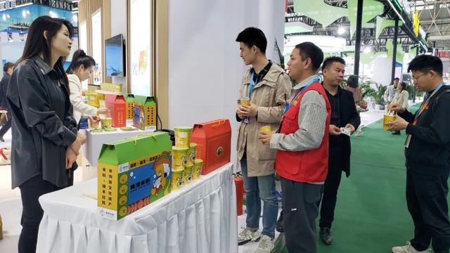 天门11家企业亮相2024年世界大健康博览会