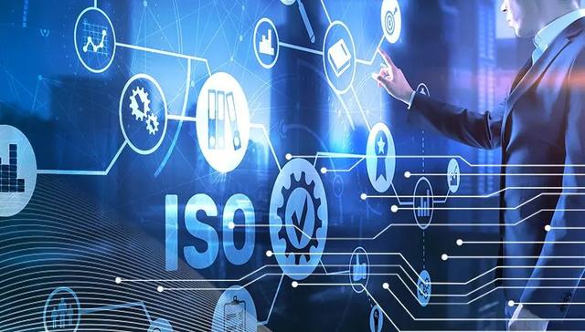 人工智能标准制定中的竞争与合作：新兴趋势探析