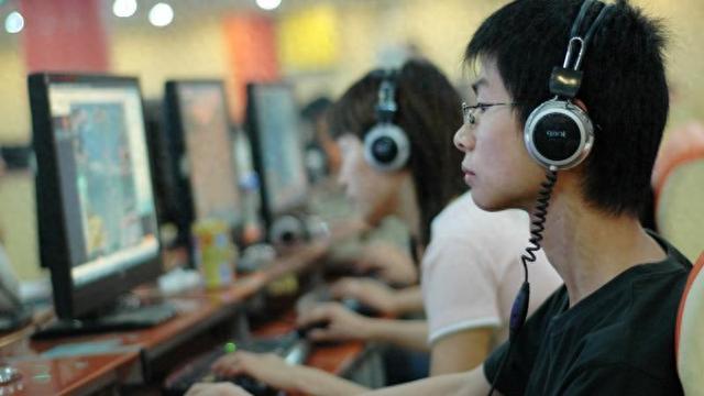 中国互联网三十周年，那些陨落的流星