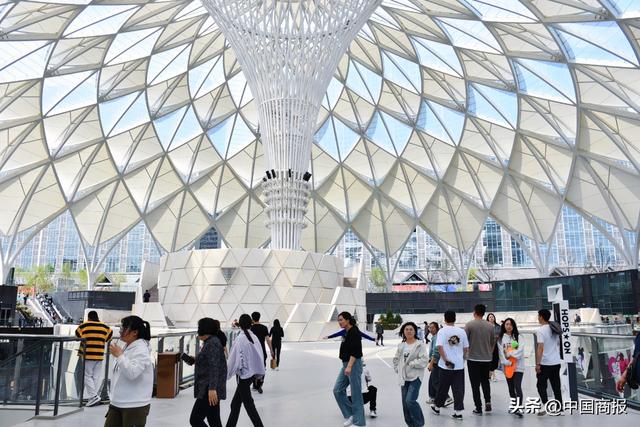 试营业前2小时客流已超5万人次！北京昌平再添新地标，好逛又出片