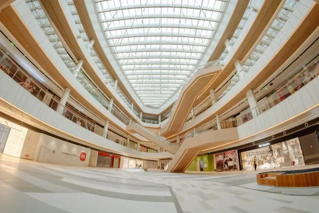 两大“王炸”项目亮相：西安荟聚、北京超级合生汇