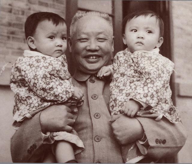 教育知道：教死书与活教育