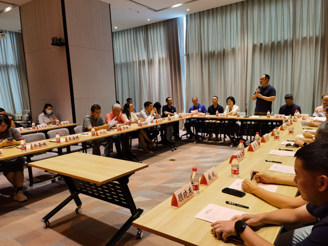 这个元宇宙产业大赛品牌，一等奖！