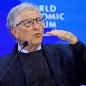 比尔·盖茨：当前AI市场狂热程度远超互联网泡沫时期