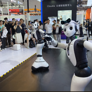 人工智能大会深观察丨AI爱因斯坦何时才能出现？缩放定律放缓意味着什么？