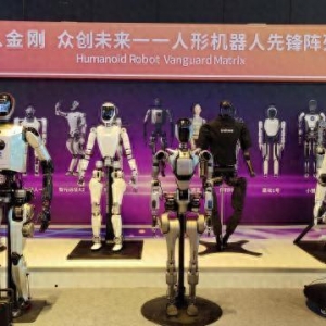 人工智能大会上的AI新浪潮：万卡集群成标配，安全治理全球合作