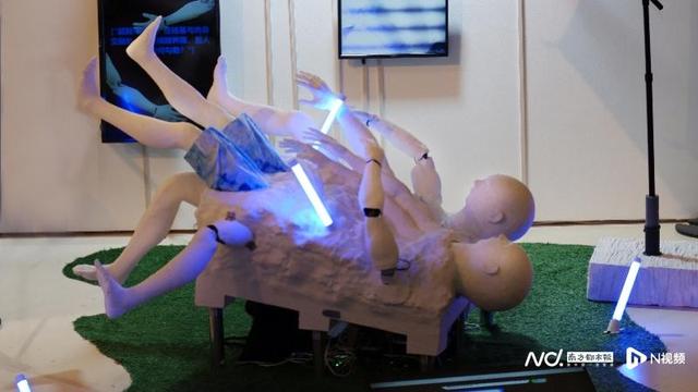 人工智能时代，什么定义了人类自身？这个展览带你寻找答案