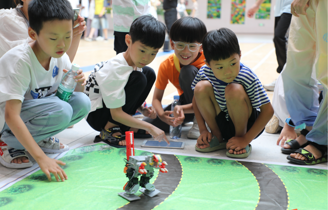 走近“人工智能”，愉快过暑假