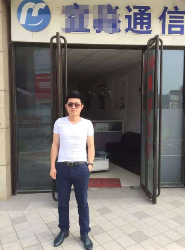 我90后大学生，曾经互联网创业负债几十万，如今做外贸日赚300元