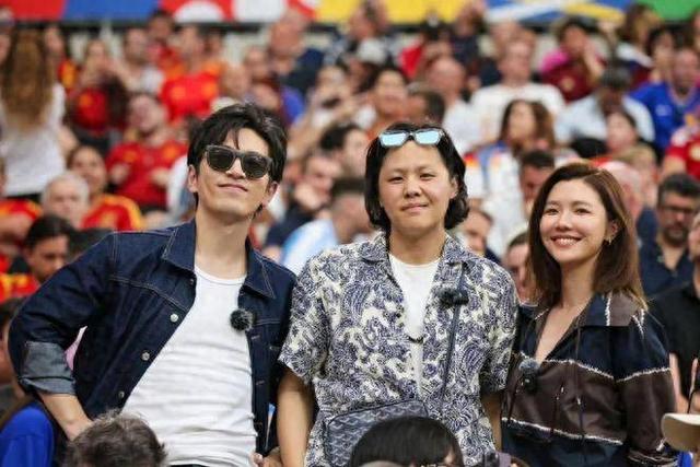 不播比赛的欧洲杯综艺，《欧罗巴的夏天》却给了球迷更多精彩