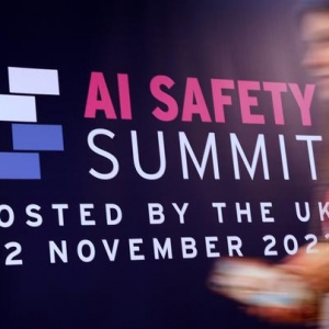 新闻分析｜警惕人工智能时代的“智能体风险”