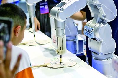 人工智能创作的艺术隐忧和伦理边界