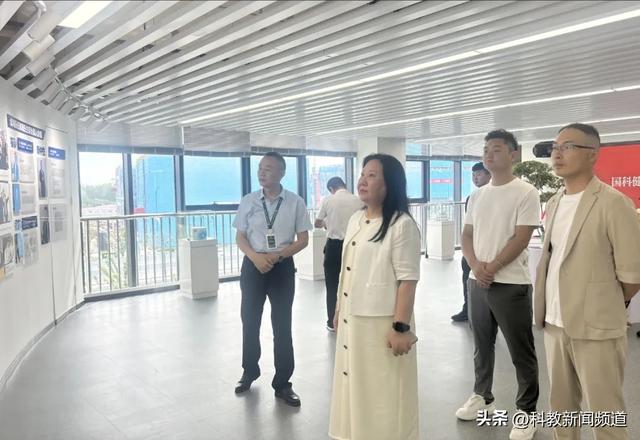 国科健康院集团与唯爱大健康集团战略合作签约仪式在合肥隆重举行