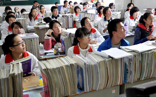 这才叫减负！将小学初中高中教育重新恢复为原本的九年制义务教育