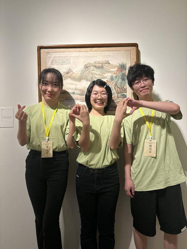 00后在互联网时代如何当诗人？爱科幻、开诗社，一个都不能少