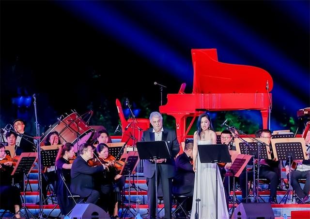 成立40周年，华彬集团如何在大健康产业向新而行